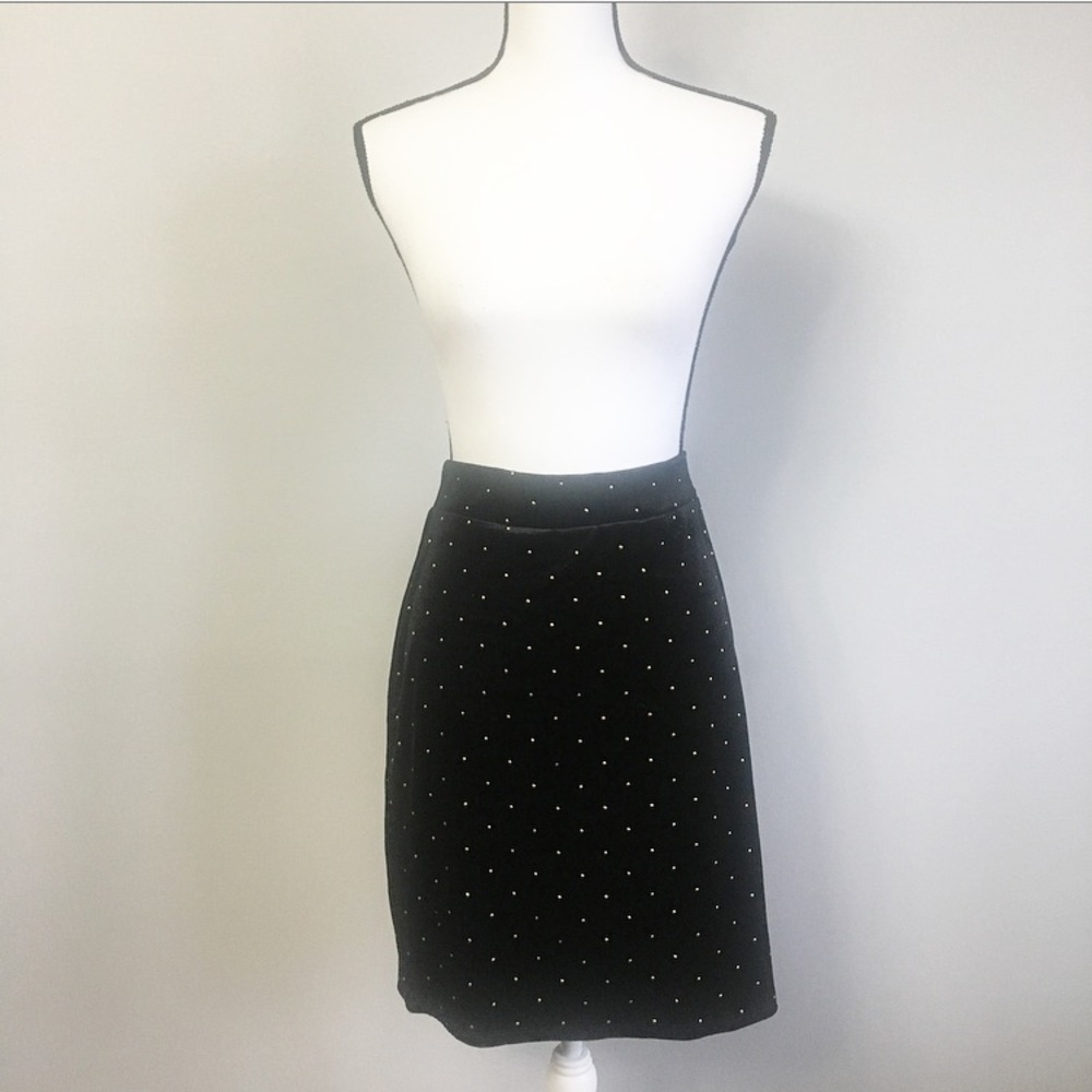 Forever 21 black crushed velvet gold studded skirt - Picture 4 of 8